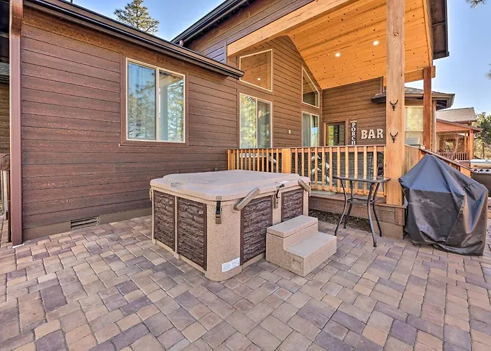 Holiday home Hot Tub & Ponderosa Views! Luxe In Lakeside *
